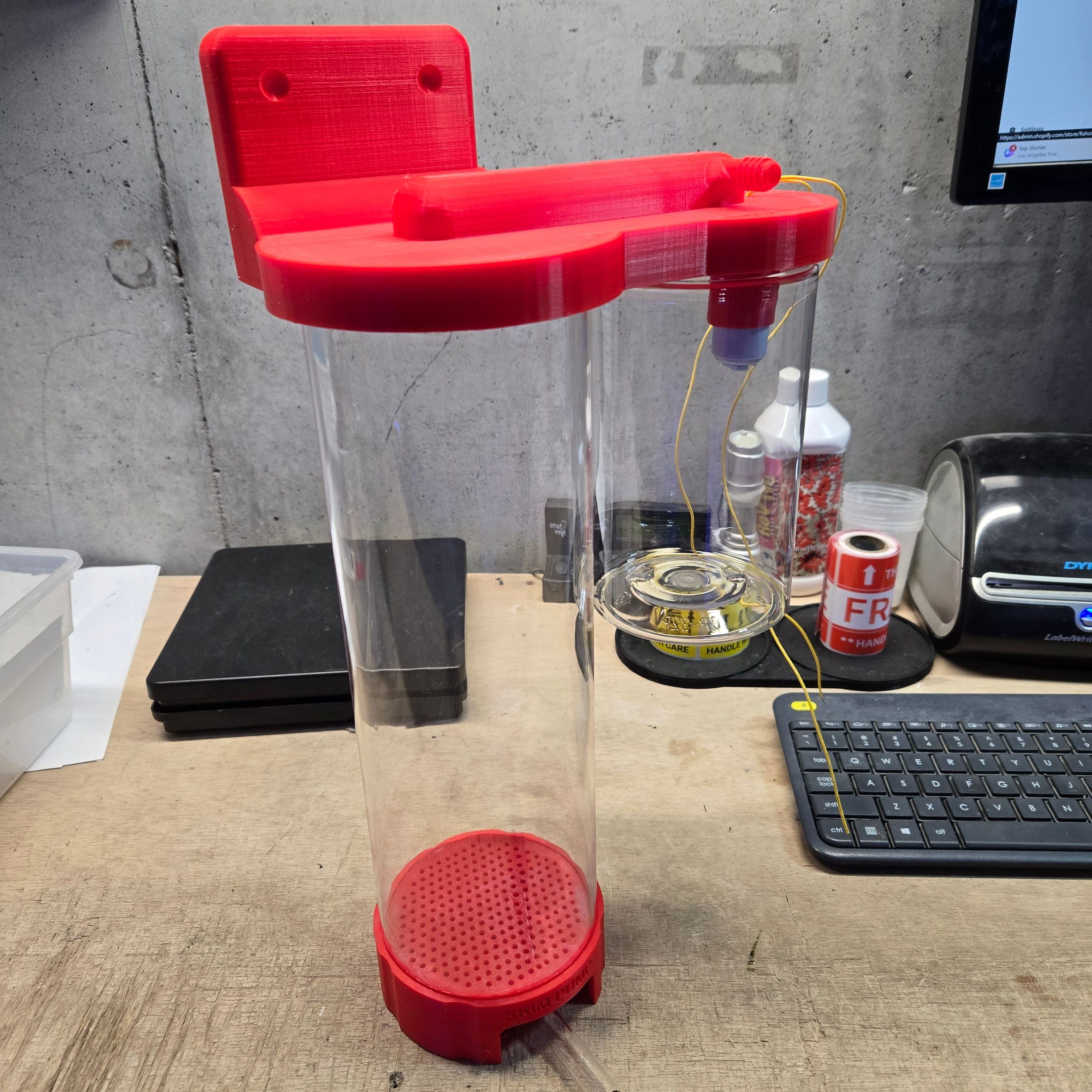 Hex CO2 Scrubber Mini Hanging Wall Mount V2