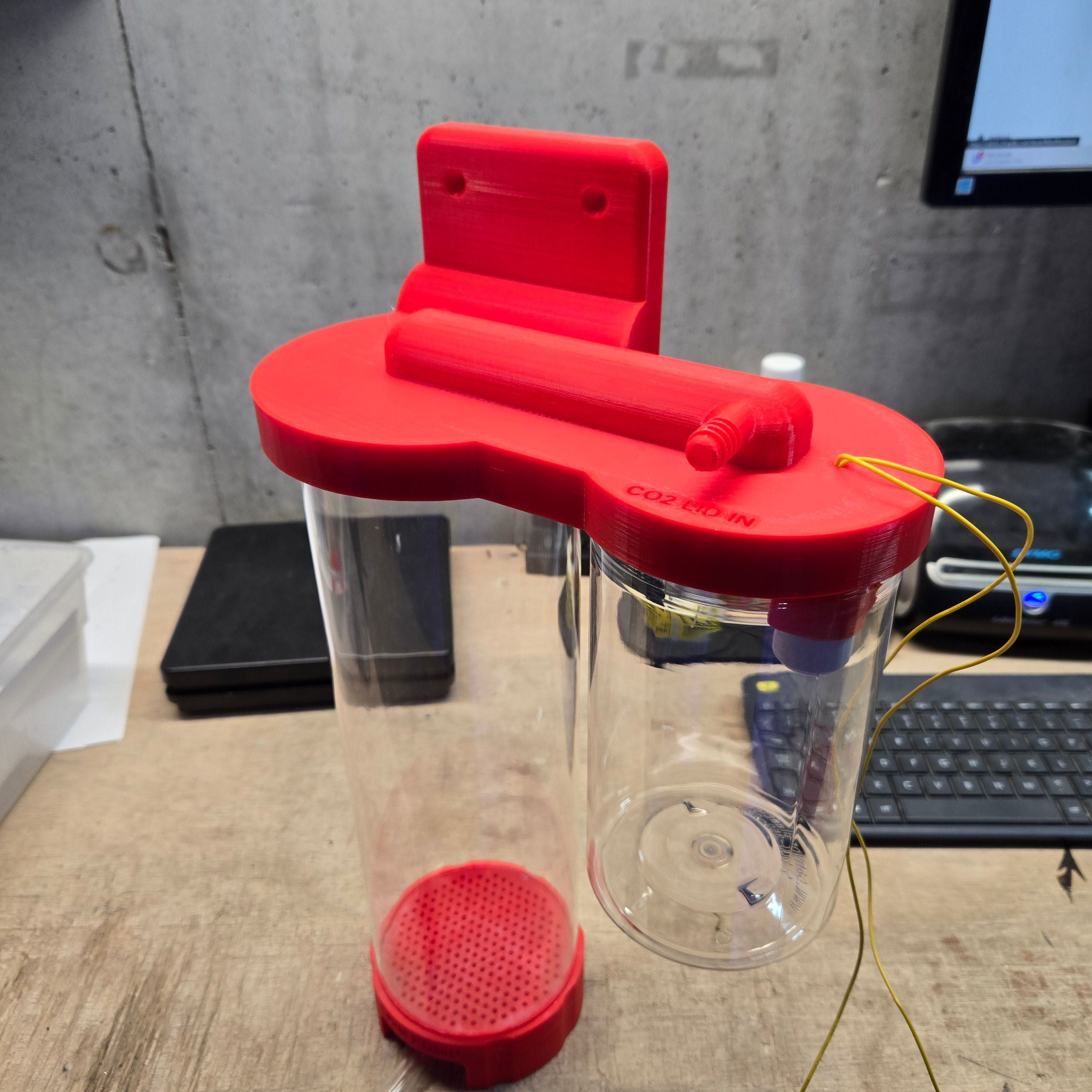 Hex CO2 Scrubber Mini Hanging Wall Mount V2