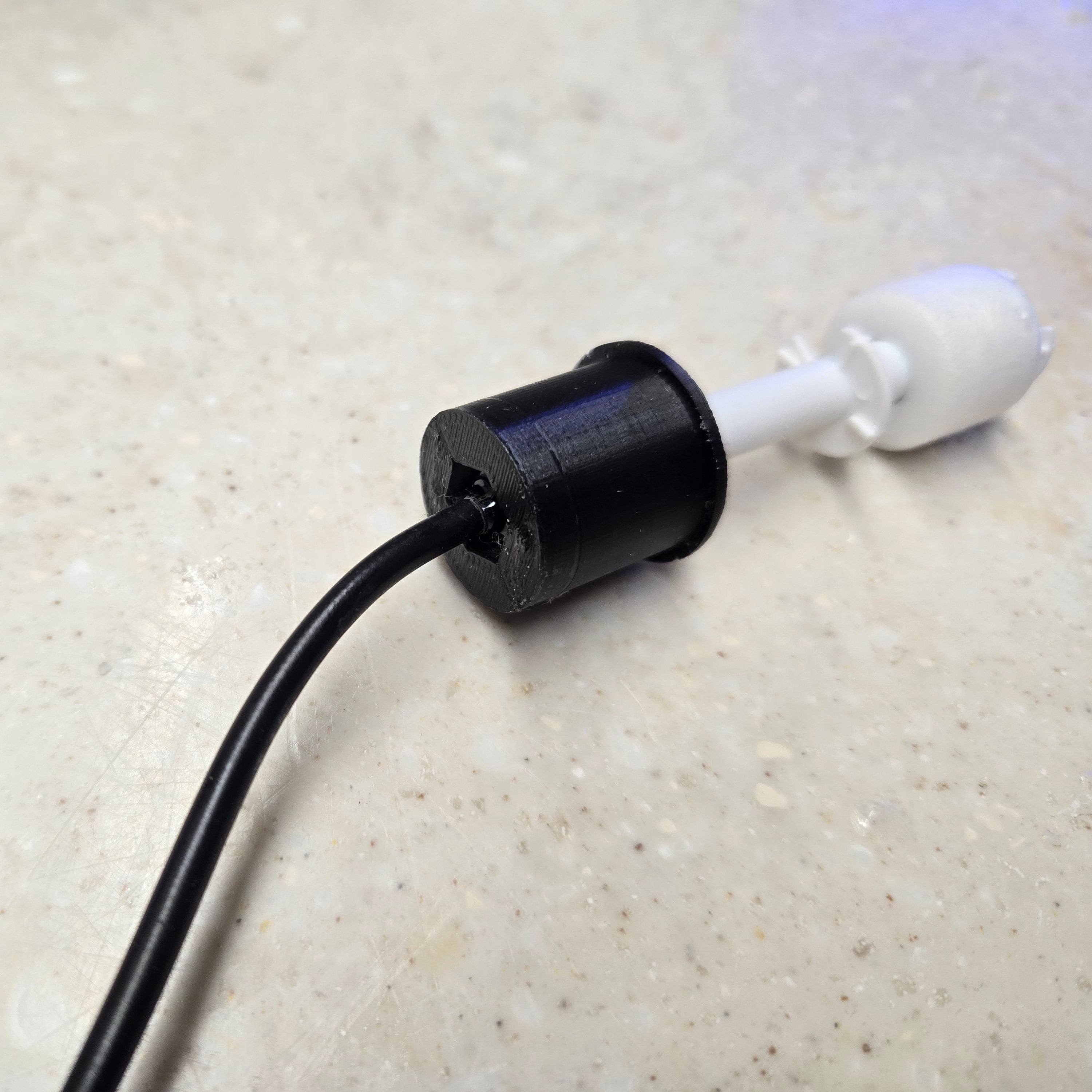 Hex CO2 Scrubber Mini Hanging Wall Mount V2