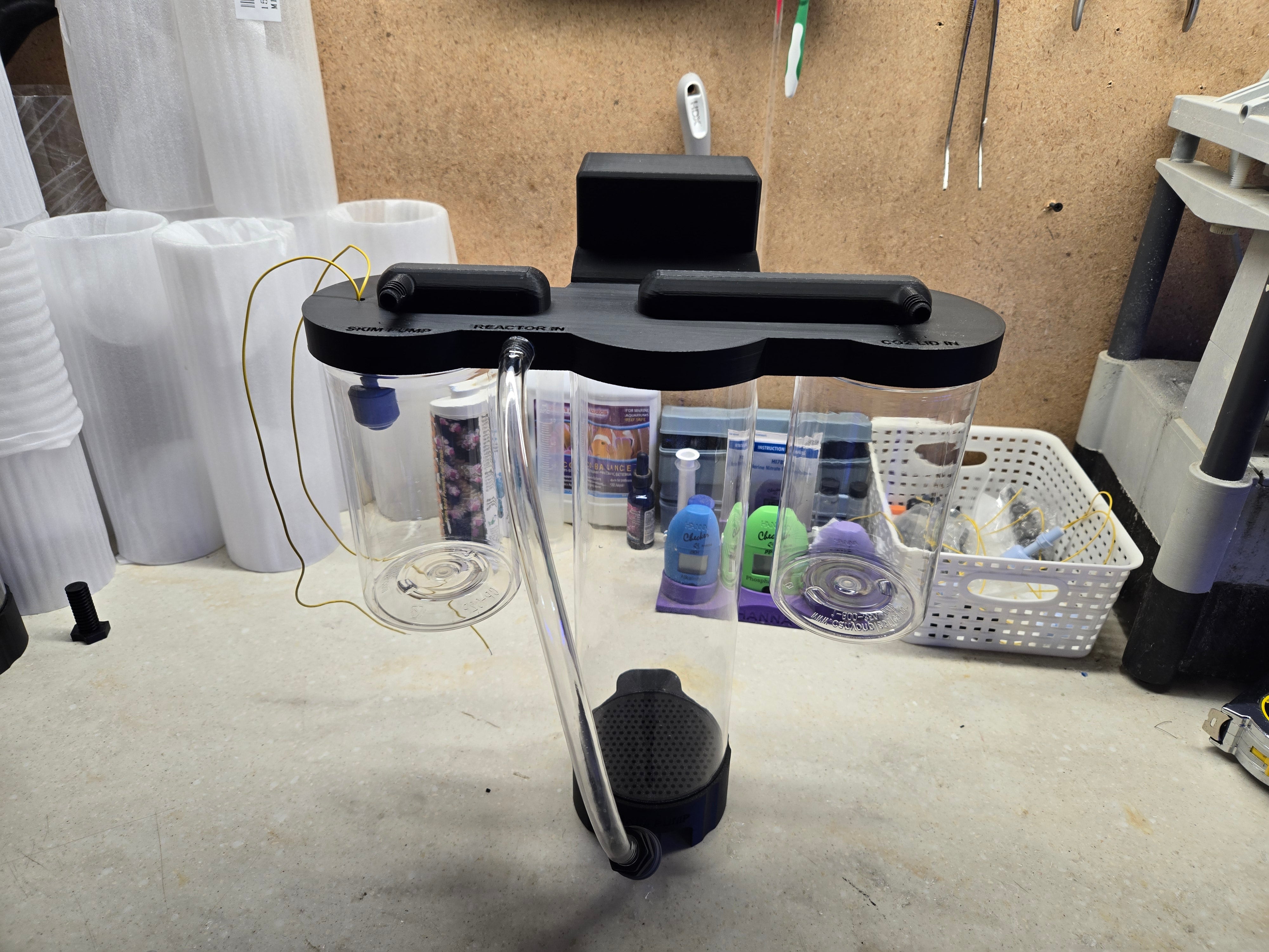 Hex CO2 Scrubber Hanging Rimmed Mount V2