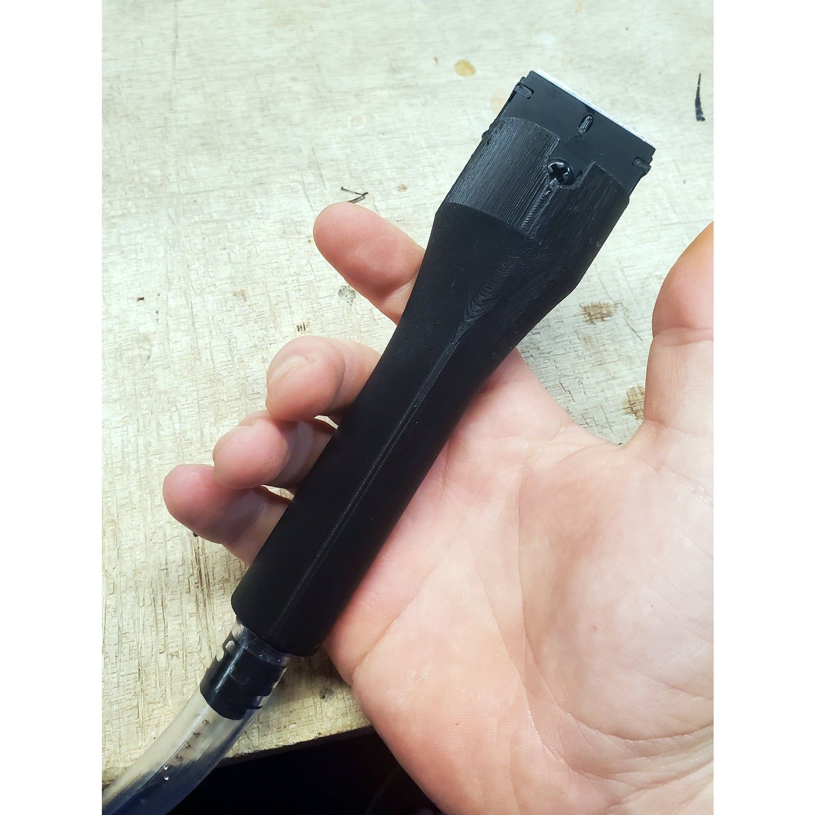 Razor Blade Glass Cleaner Hose Attachment