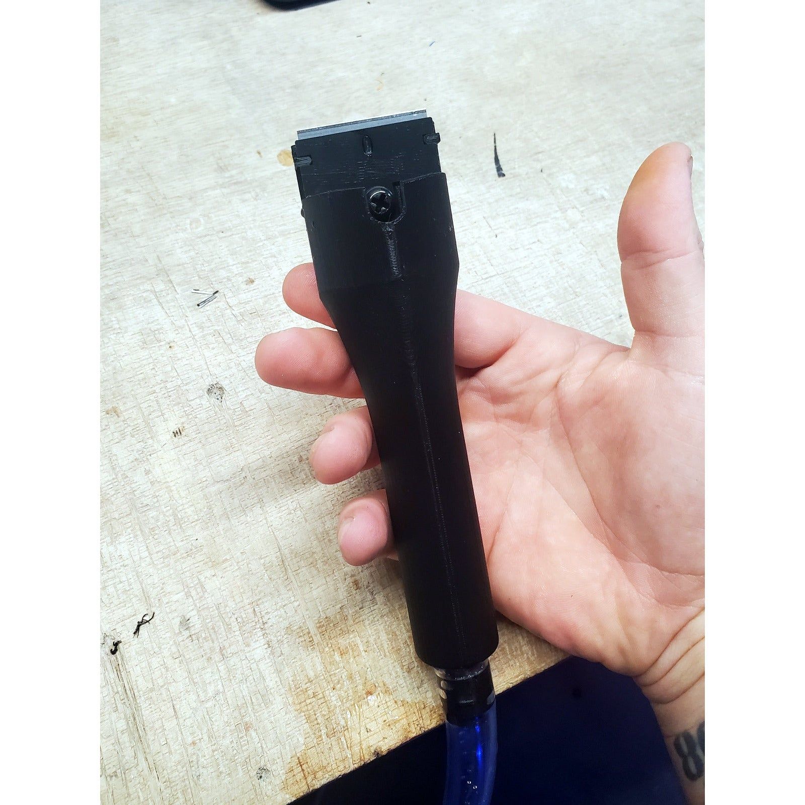 Razor Blade Glass Cleaner Hose Attachment