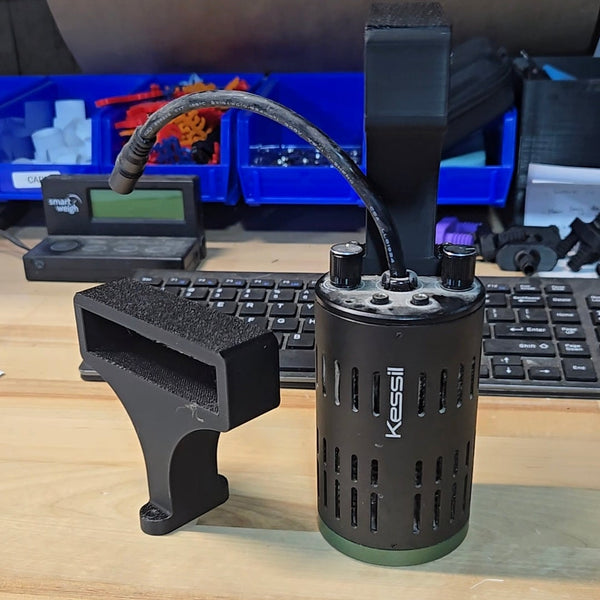 Kessil A160WE & H160 Hanging Mounts